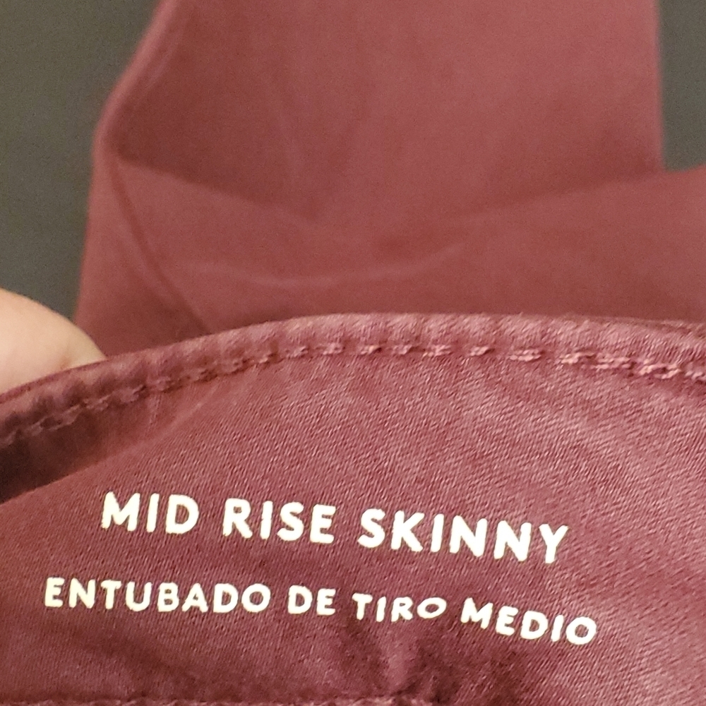 Universal Thread burgundy skinny utility jeans Size 2 - Picture 4 of 11